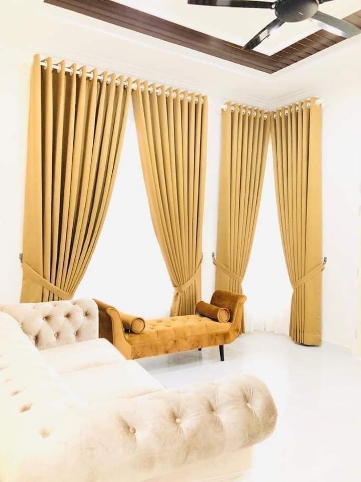 curtain custom made