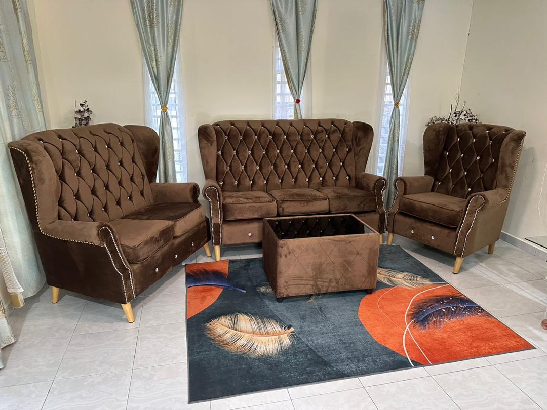 sofa wings chair